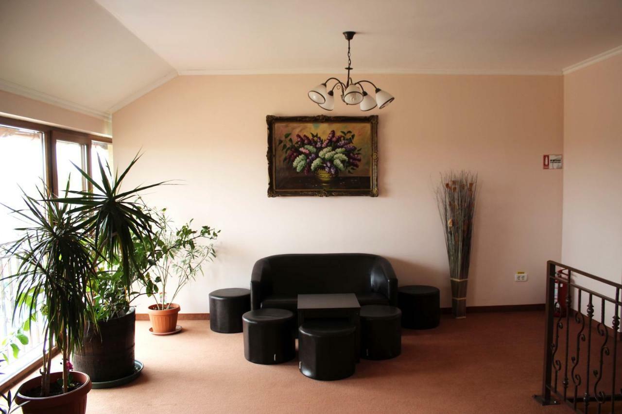 Pensiunea Casa Iorgovanul Urseni Mosnita Noua Esterno foto
